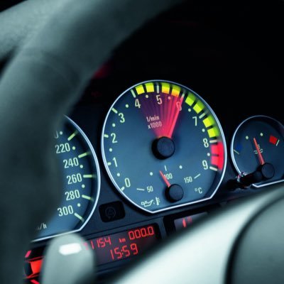 ekuzustx's profile picture. 