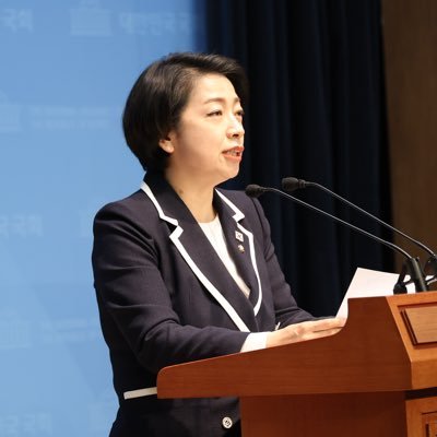 더불어민주당 대변인 / 대전 유성구(을) 국회의원 / 노은2동, 노은3동, 신성동, 전민동, 구즉동, 관평동