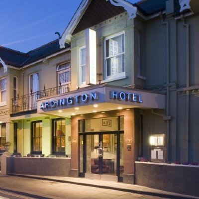 ArdingtonHotel's profile picture. Our family-owned AA ★★★ hotel is located in the heart of Worthing, a pebble's throw from the beach • Book a suite 📞 01903 230451 • Travellers' Choice 2025