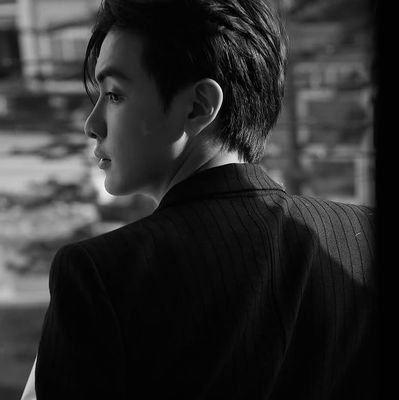 To RP — The sole charmer who astonishes, Archen Aydin. (2001)