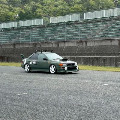 GC8 G型 DCCDついてない方に乗ってます！車アカ作りました、無言フォローご容赦ください。