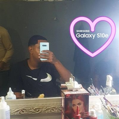 mohamed750_'s profile picture. Viva o hoje q o amanhã só pertence a Deus !🙌🏾saudades eterna🏴#taliban #neguin #primoj #Ronaldinho #bala