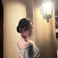Jovial Lee (@d85q9ymzurqxv) 's Twitter Profile
