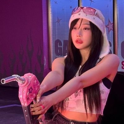 fraisewee's profile picture. it's about to bang, don't forget my name ! ! !

˙✦˖°⭐ ༘ ⋆｡˚ he/him
⋆⭒˚｡⋆ carrd: https://t.co/D6EIxnVQ6i

I wanna scream and shout, 좀 이상한 맘