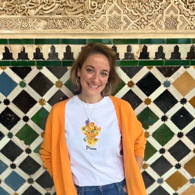Physicist • Interested in human social behavior and network science 🕸️ @chub_fbk👩🏼💻 and random stuff bc why not 🎨 ella | she | her • from 🇦🇷