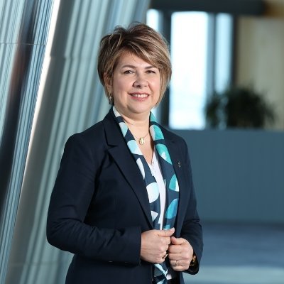 570Izlem's profile picture. Works at Audit Manager at Senior Bank Officer, Istanbul Turkey at Turkiye is Bankasi