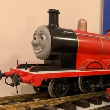 SplendidRed_5's profile picture. 