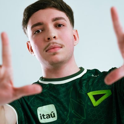 LOUD br4sil&apos;s avatar