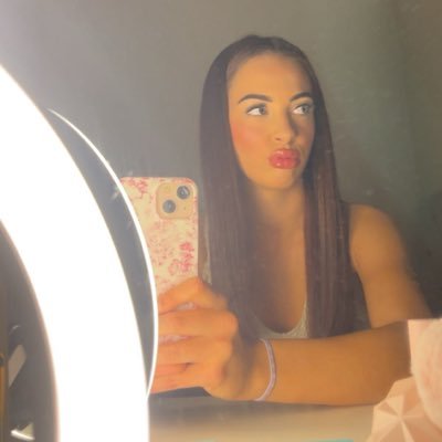 bankofmisslola2's profile picture. 