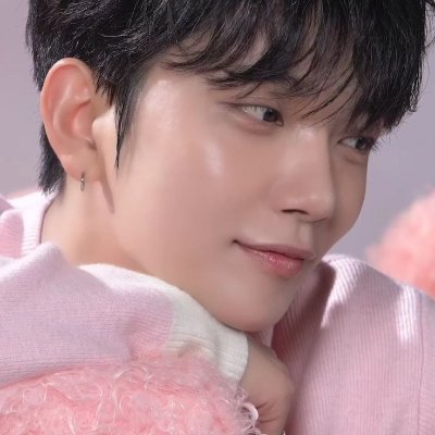 (watching joshua perform idubilu) this must be what eve felt like when she tasted the forbidden fruit
