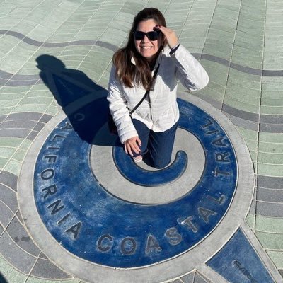 Mi espacio de opinión📝 Periodista. Fuí reportera, coordinadora de noticias y presentadora Hoy Mismo🇭🇳/ IVLP 2010 /Edward Murrow Program /Always reporter