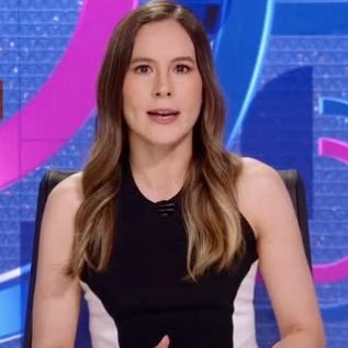 Presentadora de noticias internacionales en Latinus Diario. Mi pasión, informar! Contacto: yuliannn@hotmail.com