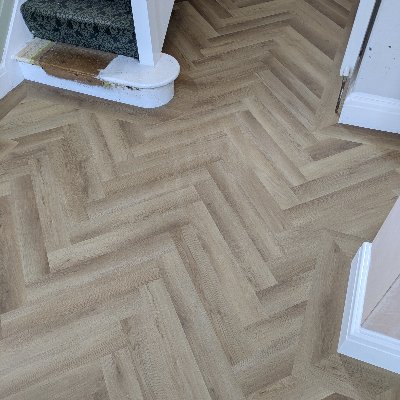 Hello, I supply & install a variety of quality floorcoverings to both domestic & commercial customers. NICF Masterfitter, Quickstep & Karndean Master Installer.
