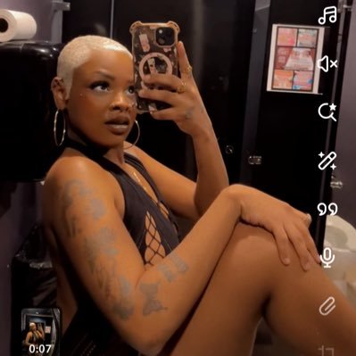 18+ only. 26 💋♉️ tatted goddess ✨ 717📍cum to me baby 💦 $10 DM FEE 💰 NO meet ups! Cashapp:$CocogoddessM IG: Cocogoddess103