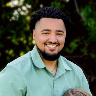 Associate Head Coach Tulsa Union Boys Basketball • #G4AR • Sydney 🤍💍