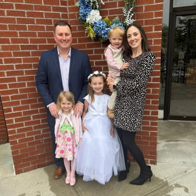 @PWHL_NewYork Assistant Coach. 🇺🇸 Women’s National Team Assistant Coach. @notredame graduate. Michigan born and raised. Devoted husband and Dad of 3.