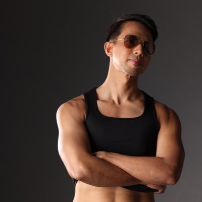 thirdylopez03's profile picture. Check out my blog na lang...