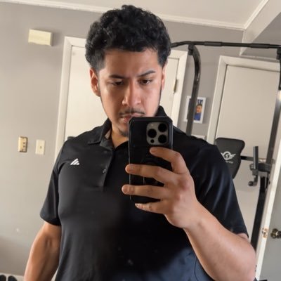 KEY_R0ZE's profile picture. 🛡️ Thrive & Conquer 🛡️ - Algorithm Adept 🔍 - - Knowledge Hungry 📚 - Growth Enthusiast 📈