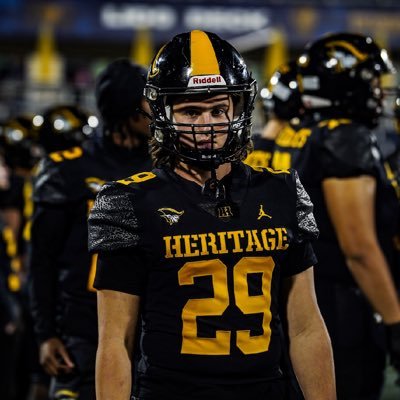 Punter/Kicker/Holder #29 for American Heritage ‘26 and Rochester commit ‘30 5’9 175LBS 4.6 GPA NCAA ID: 2406337348