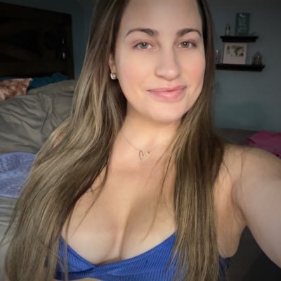 MeganLindsey86's profile picture. Florida Girl 🐴🌴🌊⚕️