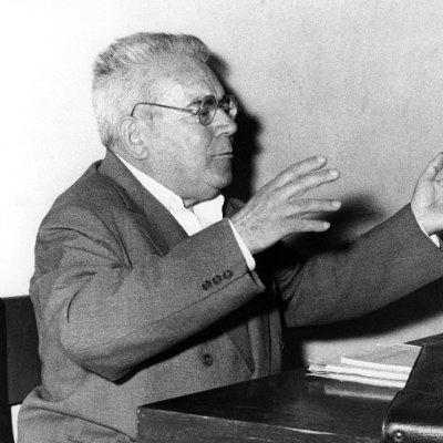 valengaga_'s profile picture. 