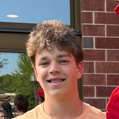 Wausau East High School, Class of 2028, 6’0 200 Lbs 🏈 DE, 🏀 PF/C,-unweighted GPA 3.4 📞 715-551-9742