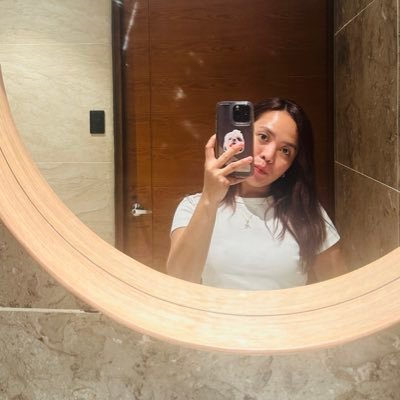 mgnclrx's profile picture. Nadine Lustre ❤️