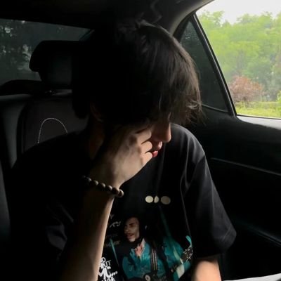 FowlsW28162's profile picture. 