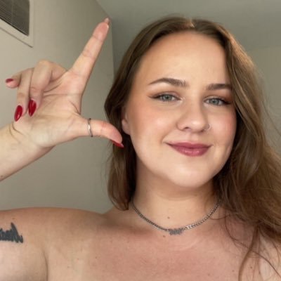 Canadian Domme // Worshipped, adored, and paid 💖 @All4GoddessLexi 😇