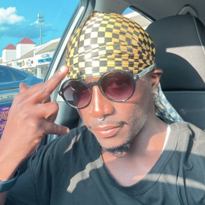 taxanbo's profile picture. 