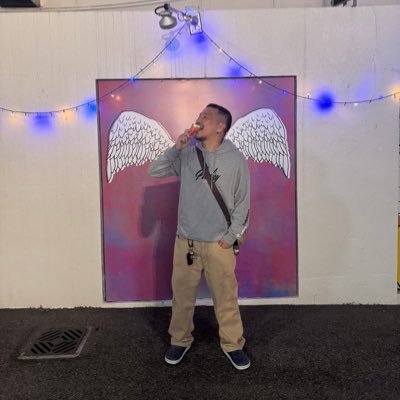 techu_techu_220's profile picture. １６５.５６.４０代。(🐜)トラックの人🚚 。酒と猫とカツ丼を愛する酔っ払いのクソリプおじさん🤪