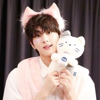 ੭୧ adolescent ━╋ “ 귀엽다 ” 👧🏻
(겸손한 아이) 𖣁 인형미녀! 𝜗𝜚 🎀 많은 추억을 담고 있다, adorbale & adorbs!