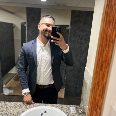 chrisflo555's profile picture. Healthy nut 🔩🌿