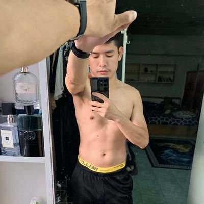 35 y
i am bottom
Thank you for staying and thank you for leaving.