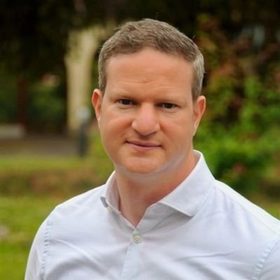 aronschu's profile picture. Director @zwst_official, Stadtrat in @wuerzburg_de; 
views my own