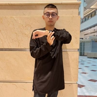 شاه عيديد
✨
• #malaysianguy🇲🇾
• #singaporeanguy🇸🇬
• working as designer
• subway city guy🏙️🚇
• SIN🇸🇬 / 📍KUL🇲🇾