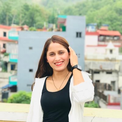 एकैदिन पढ्ने बाचा नगर मलाई, मैले आफैलाई लेख्न कैयौं साल लगाएको छु🌸🥀🤞
