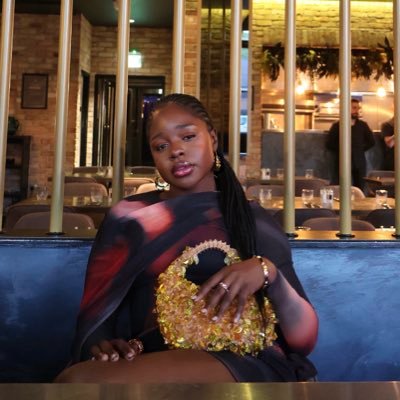 Track, Fashion & Fragrance Lover ✨