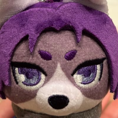 yv0iw's profile picture. 最高な人をフォローしてただ見ているのが趣味 恥ずかしくて無言フォローです😣19