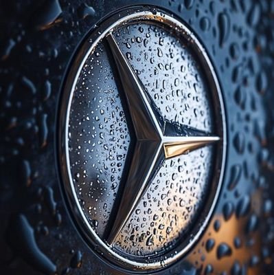 akandwanahon7's profile picture. 