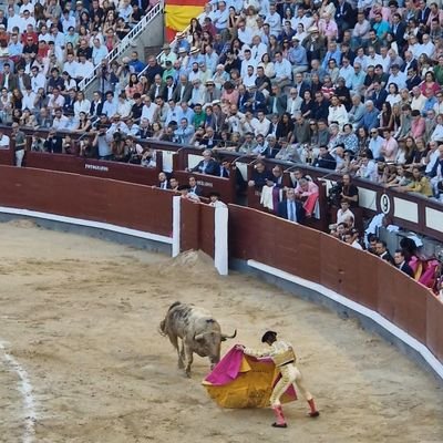 No dejemos que nos manipulen.
Esta evolución y progreso,es dañina.