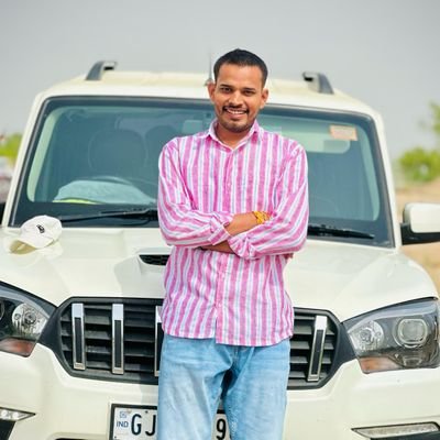 #वकील_हु...!!
कलम का सिपाही हूं, जहां अन्याय दिखेगा वहां शब्दों की धार से लडूंगा || वन्यजीव प्रेमि || पर्यावरण प्रेमी
|| #कलम_से_क्रांति ||