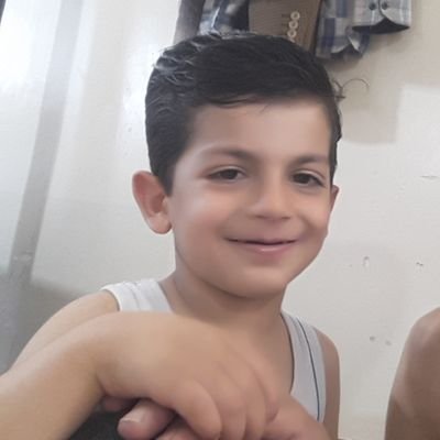 shkhosh57's profile picture. 💐بنام خداوند جان وخرد💐
باران که شدى مپرس ، اين خانه کيست
سقف حرم و مسجد و ميخانه يکيست
باران که شدى، پياله ها را نشمار
جام و قدح و کاسه و پيمانه يکيست