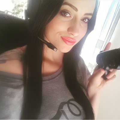 nisabyte_exe's profile picture. Yaşıtlarım çocuk yapıyor, ben oyun 👩🏻💻
Freelance Developer 💻