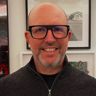 Adman, writer, speaker, columnist. Patron of The Street Store. Husband, dad & dog lover. Involved in helping individuals & communities. South African 🇿🇦
