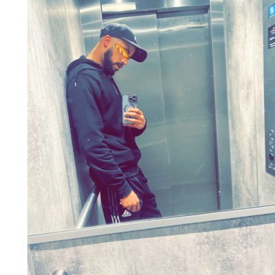 présent, mais inaccessible. oft Rayan Mathis Cherki est le meilleur joueur du monde