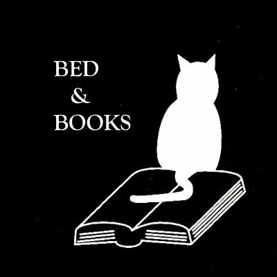 bed_and_books's profile picture. 磁器の街にある築100年の建物を改装した「泊まれる古書店」です。 
意識は高くありませんしこだわりもありません。
たまに猫店長と猫副店長がいます。 
美しいものをRTします。