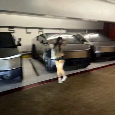 Badfacesaritox3's profile picture. GOAT AURA 🤍🐐