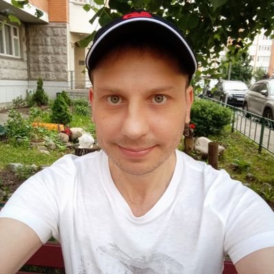 Трезвый Русский 🇷🇺
Настоящий герой девичьих грёз!
Основатель интернет издания PressBTC.
Пишите письма на e-mail: pasha4mmm@gmail.com