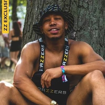 RickyJohnsson69's profile picture. 